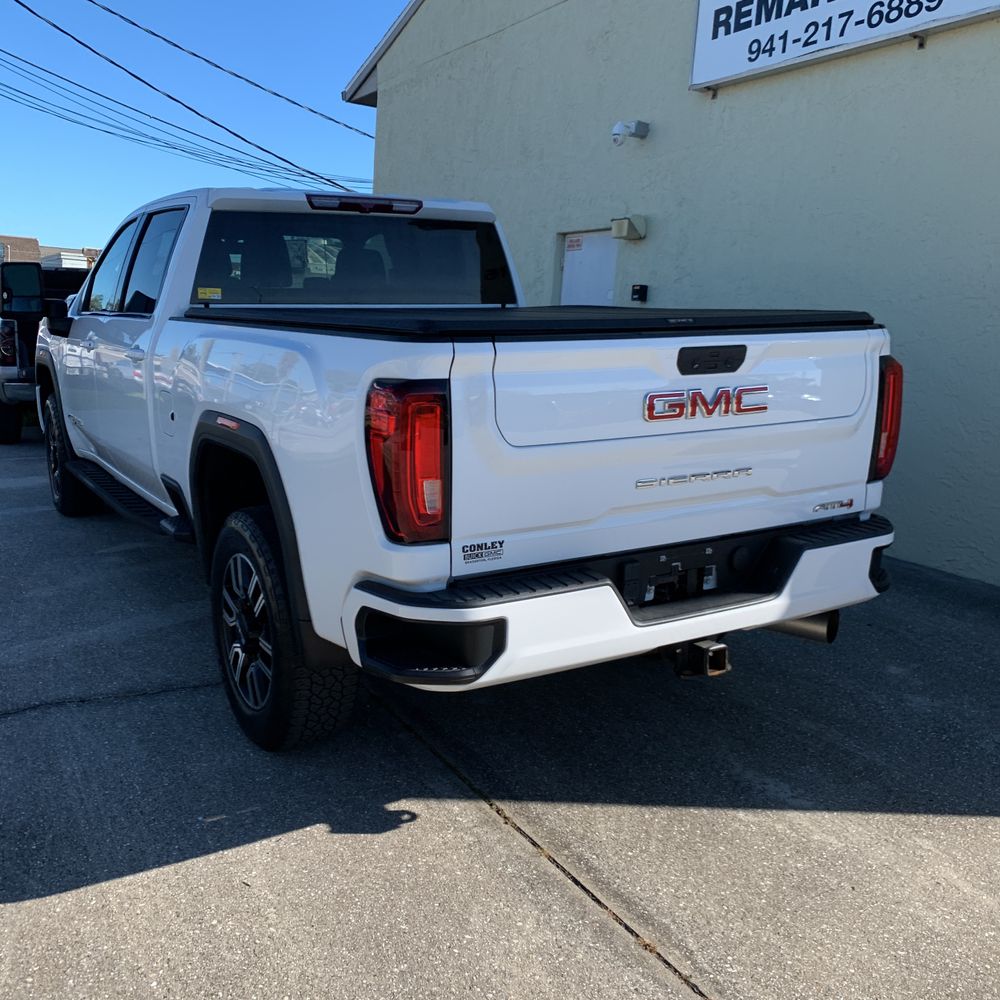 2023 GMC Sierra 2500HD AT4