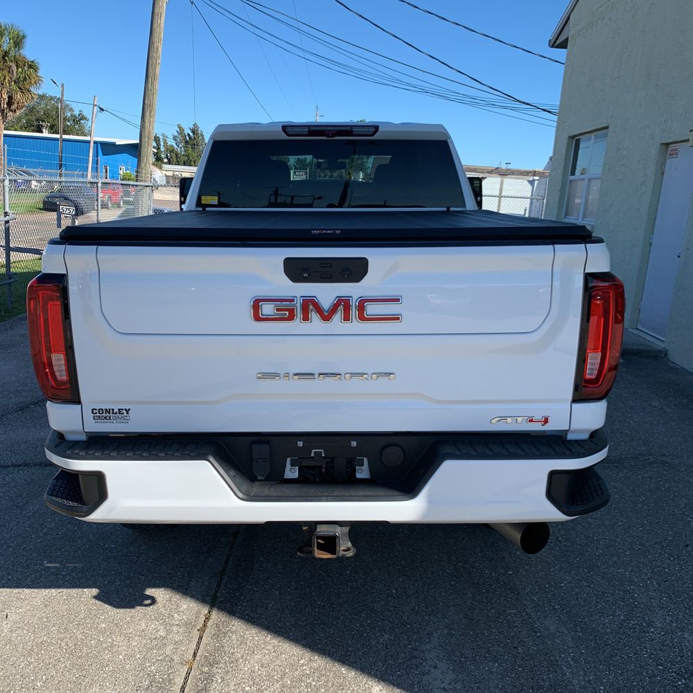 2023 GMC Sierra 2500HD AT4