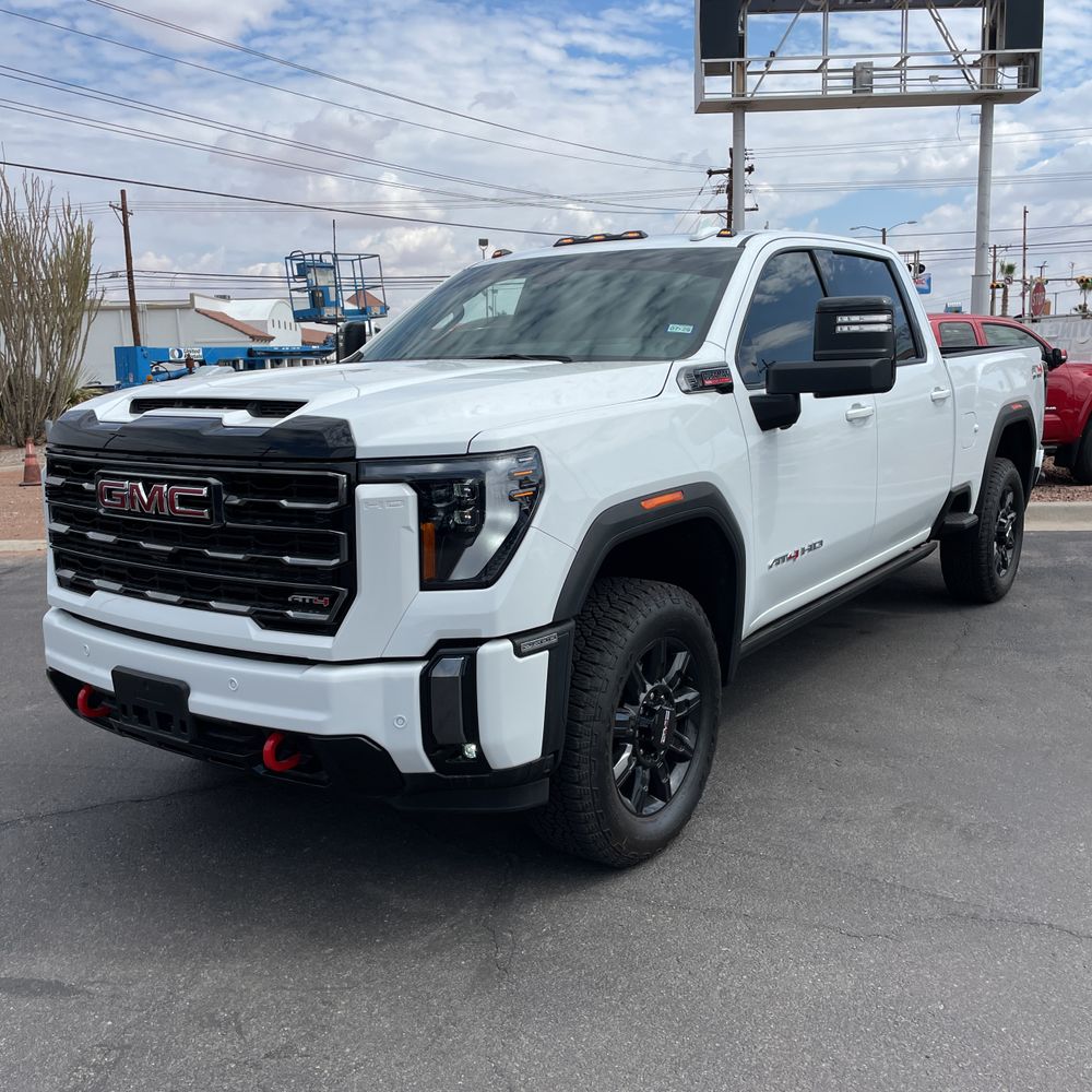 2024 GMC Sierra 2500HD AT4
