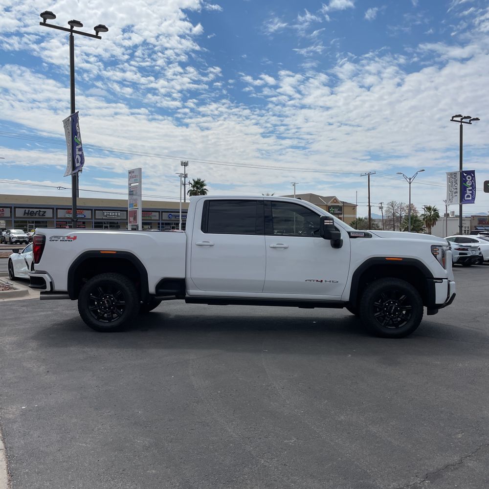 2024 GMC Sierra 2500HD AT4