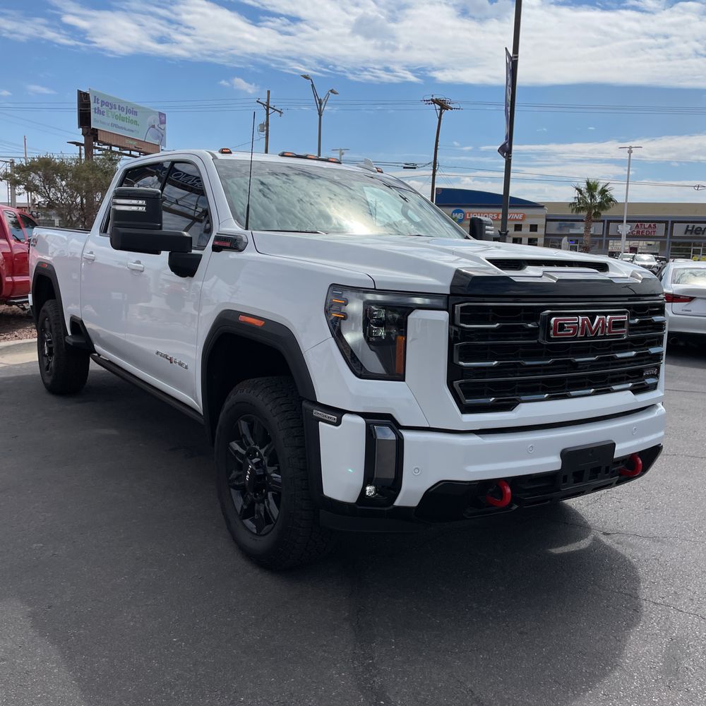 2024 GMC Sierra 2500HD AT4