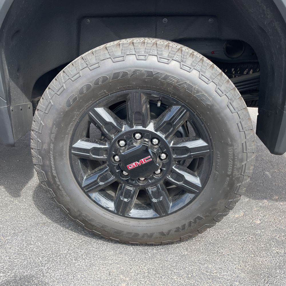 2024 GMC Sierra 2500HD AT4