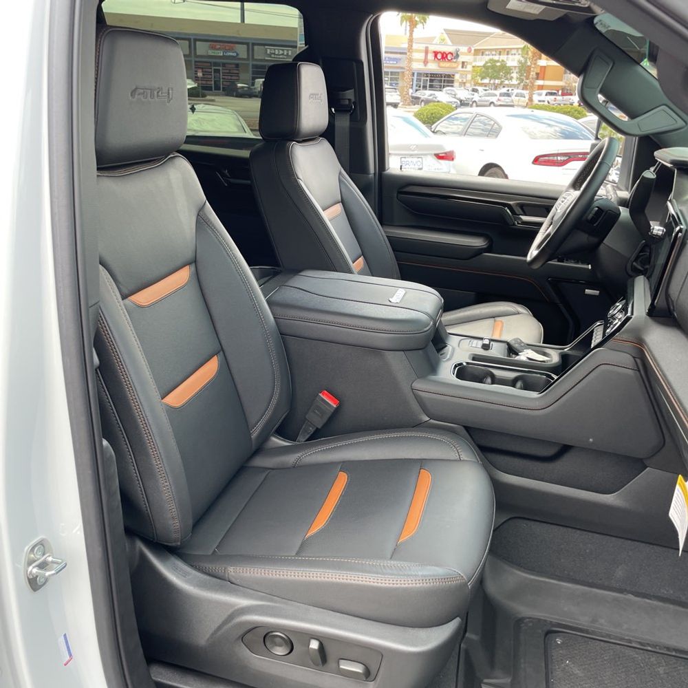 2024 GMC Sierra 2500HD AT4