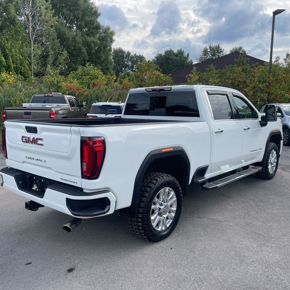 2022 GMC Sierra 2500HD Denali