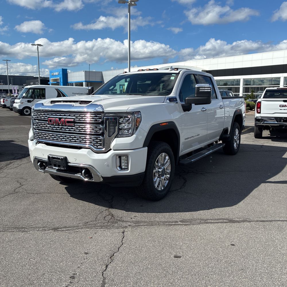 2023 GMC Sierra 2500HD Denali