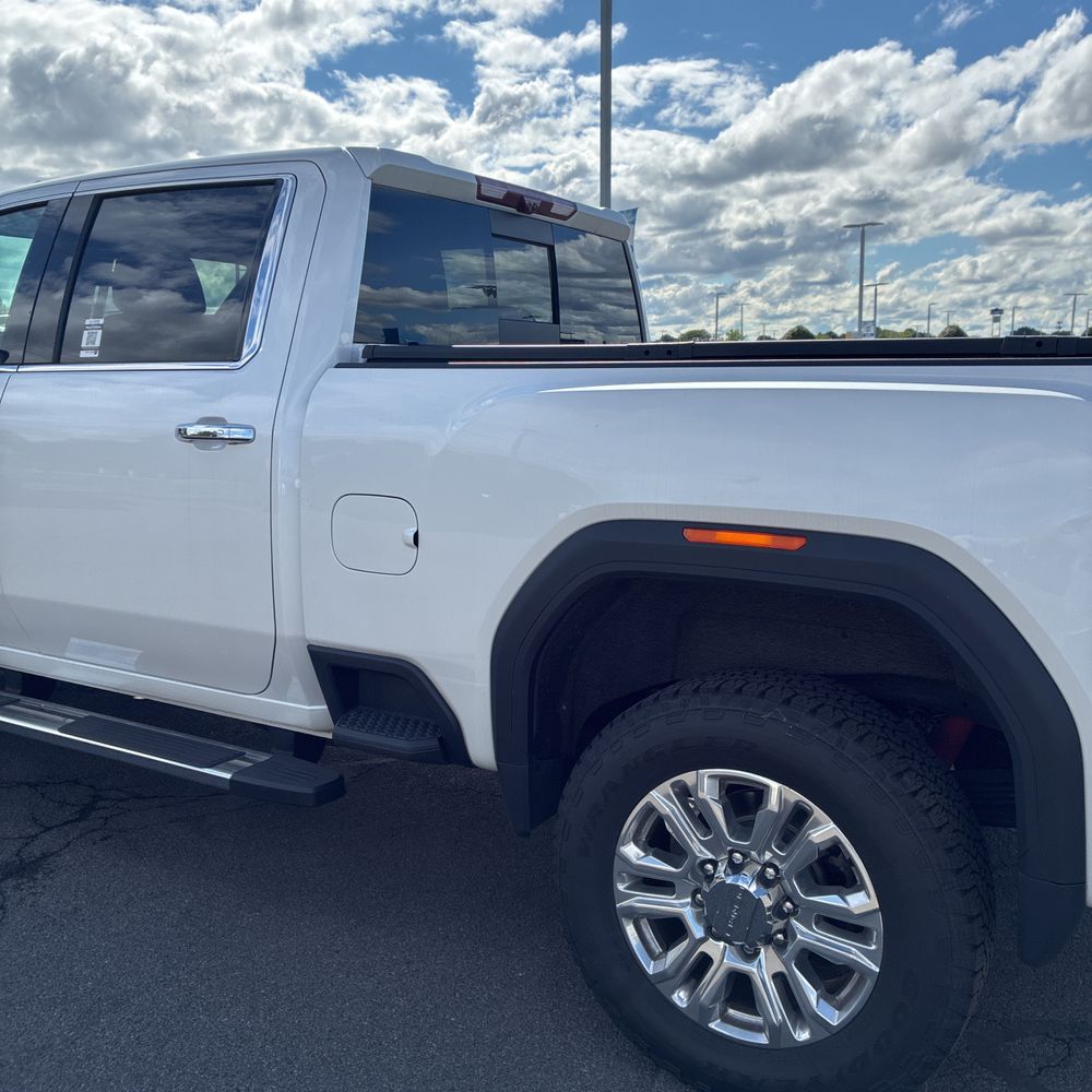 2023 GMC Sierra 2500HD Denali