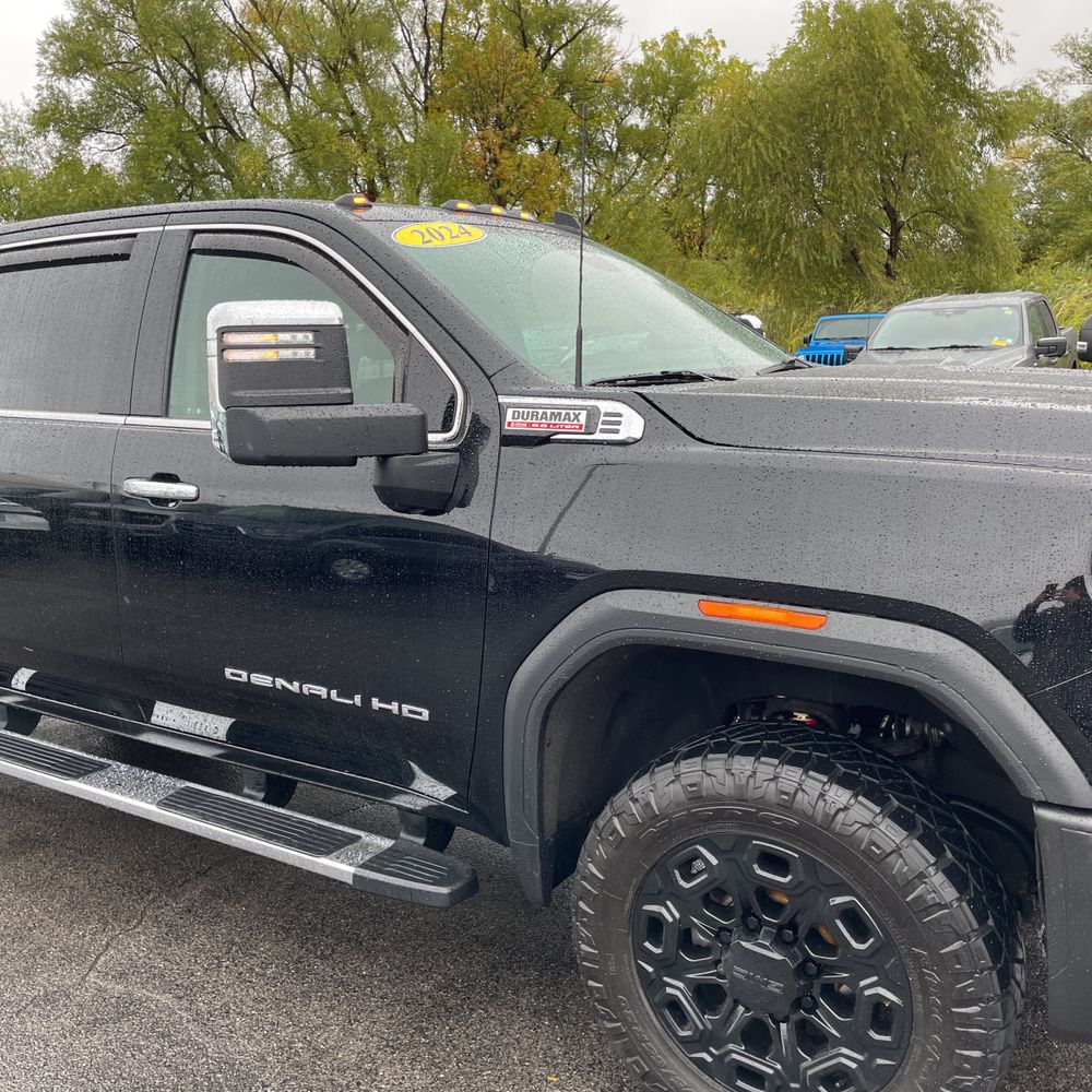 2024 GMC Sierra 2500HD Denali