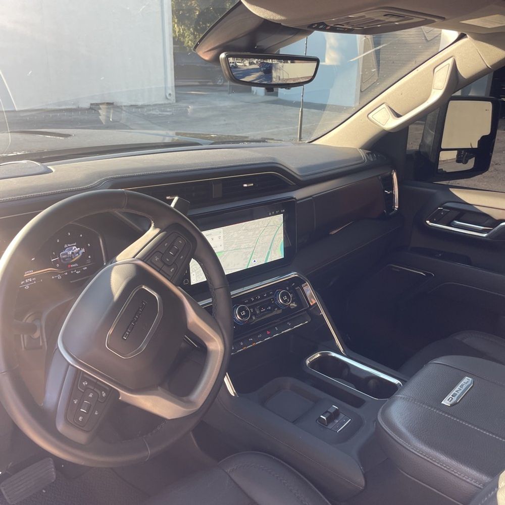 2024 GMC Sierra 2500 Denali