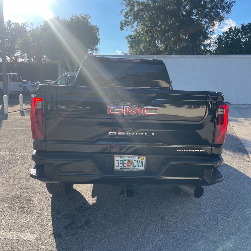 2024 GMC Sierra 2500 Denali