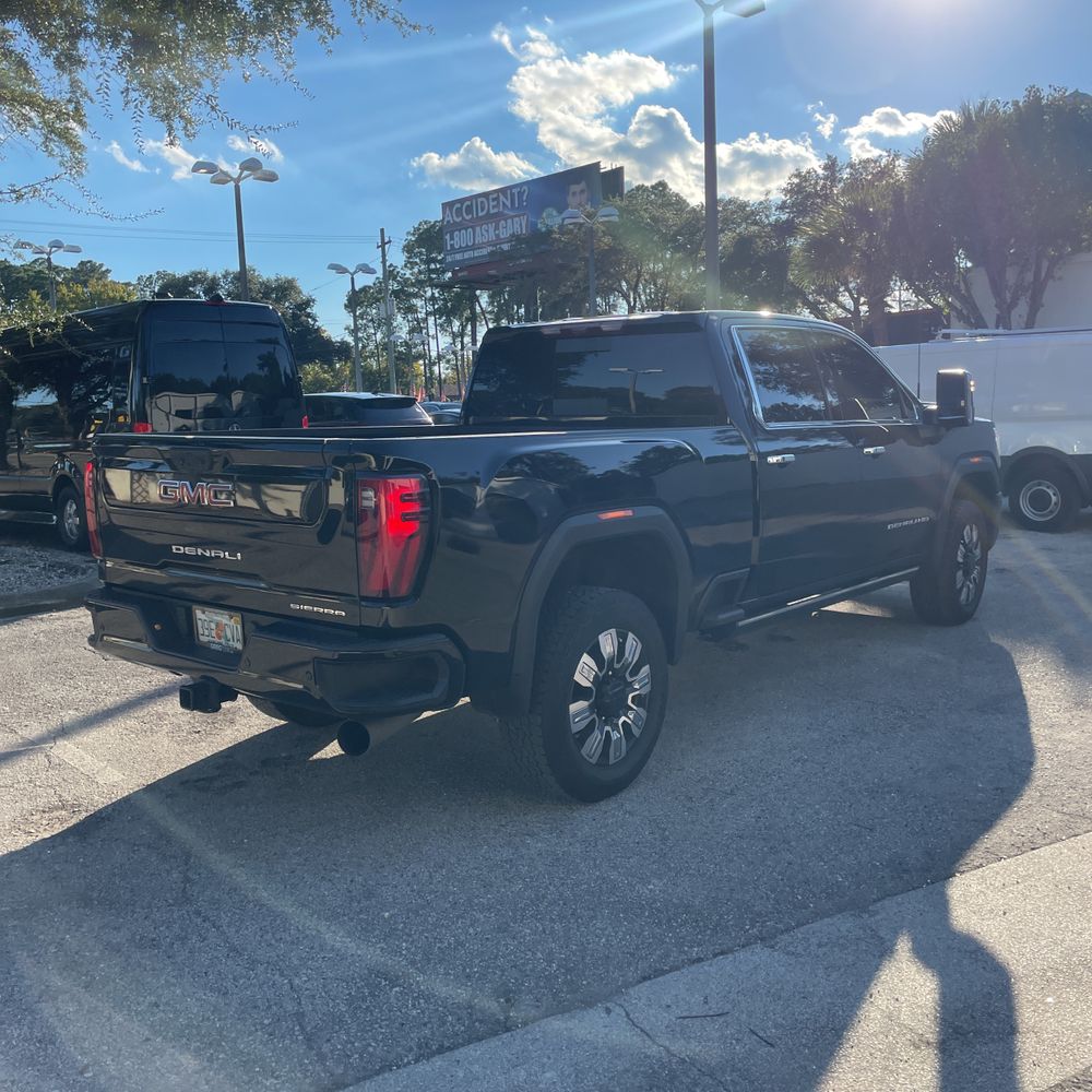 2024 GMC Sierra 2500 Denali