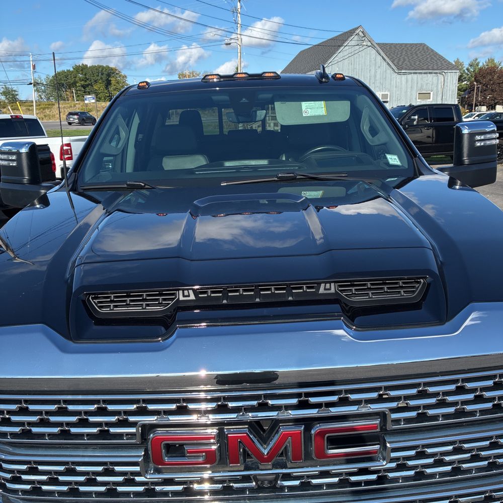 2023 GMC Sierra 2500HD Denali