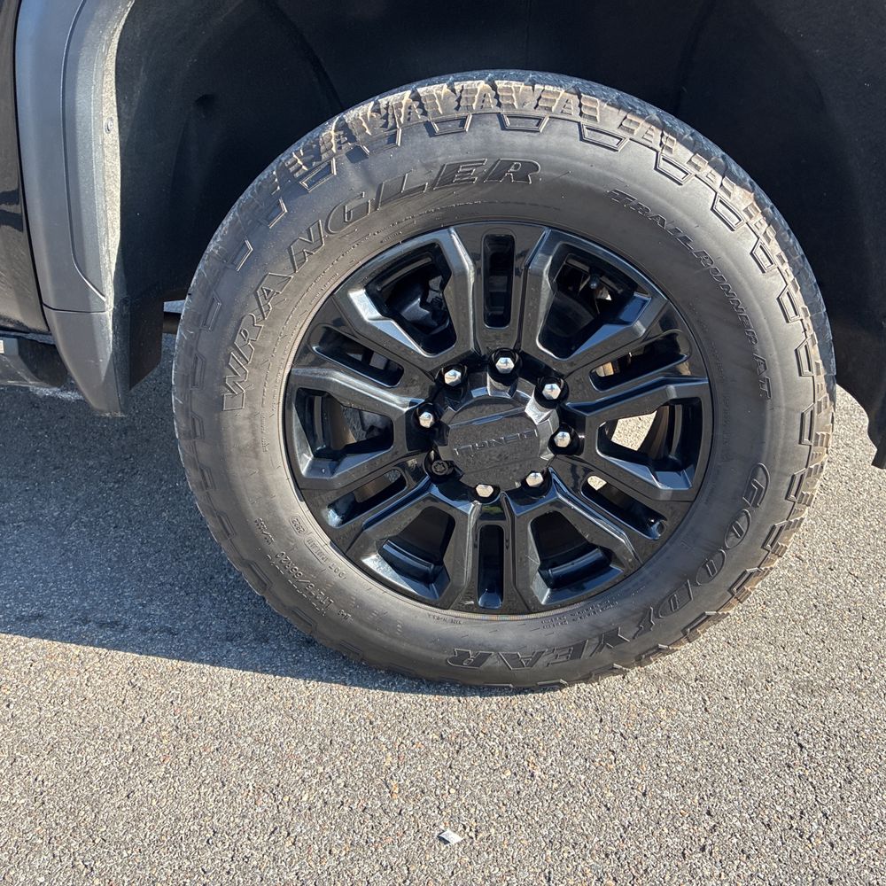 2023 GMC Sierra 2500HD Denali