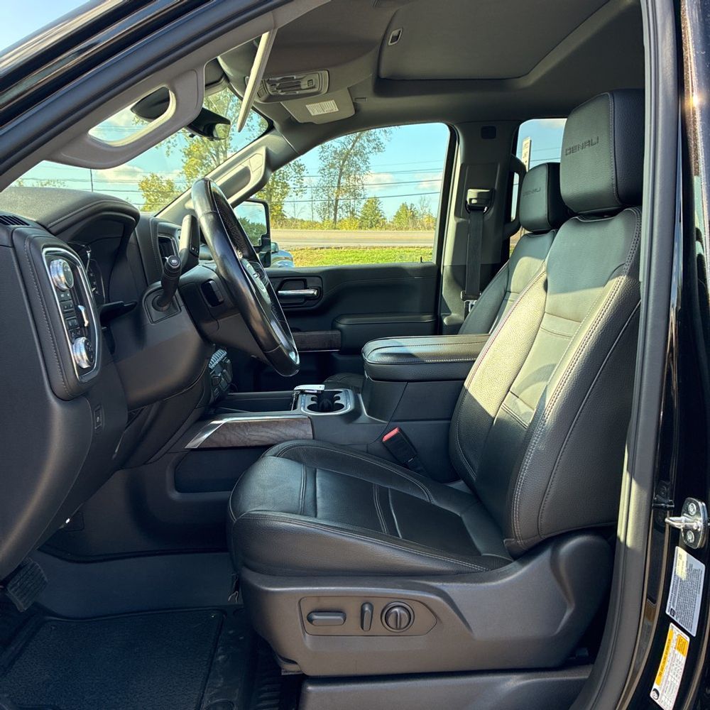2023 GMC Sierra 2500HD Denali