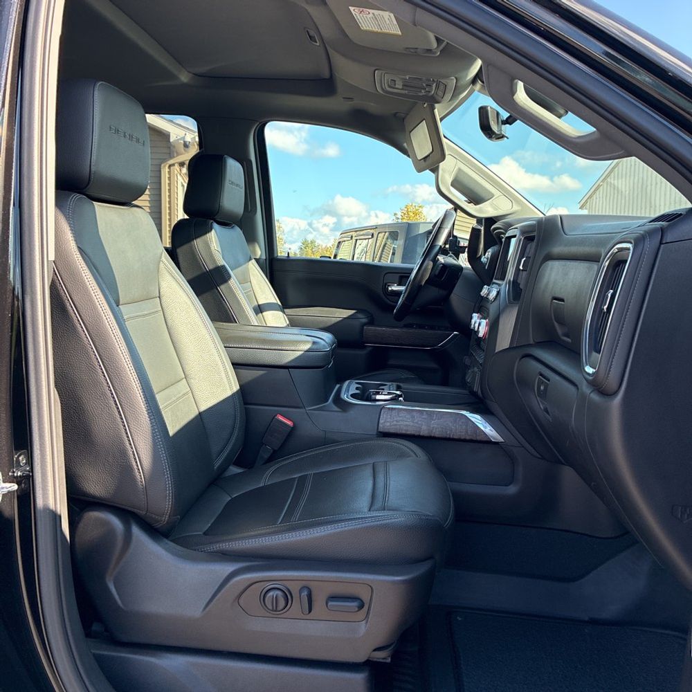 2023 GMC Sierra 2500HD Denali