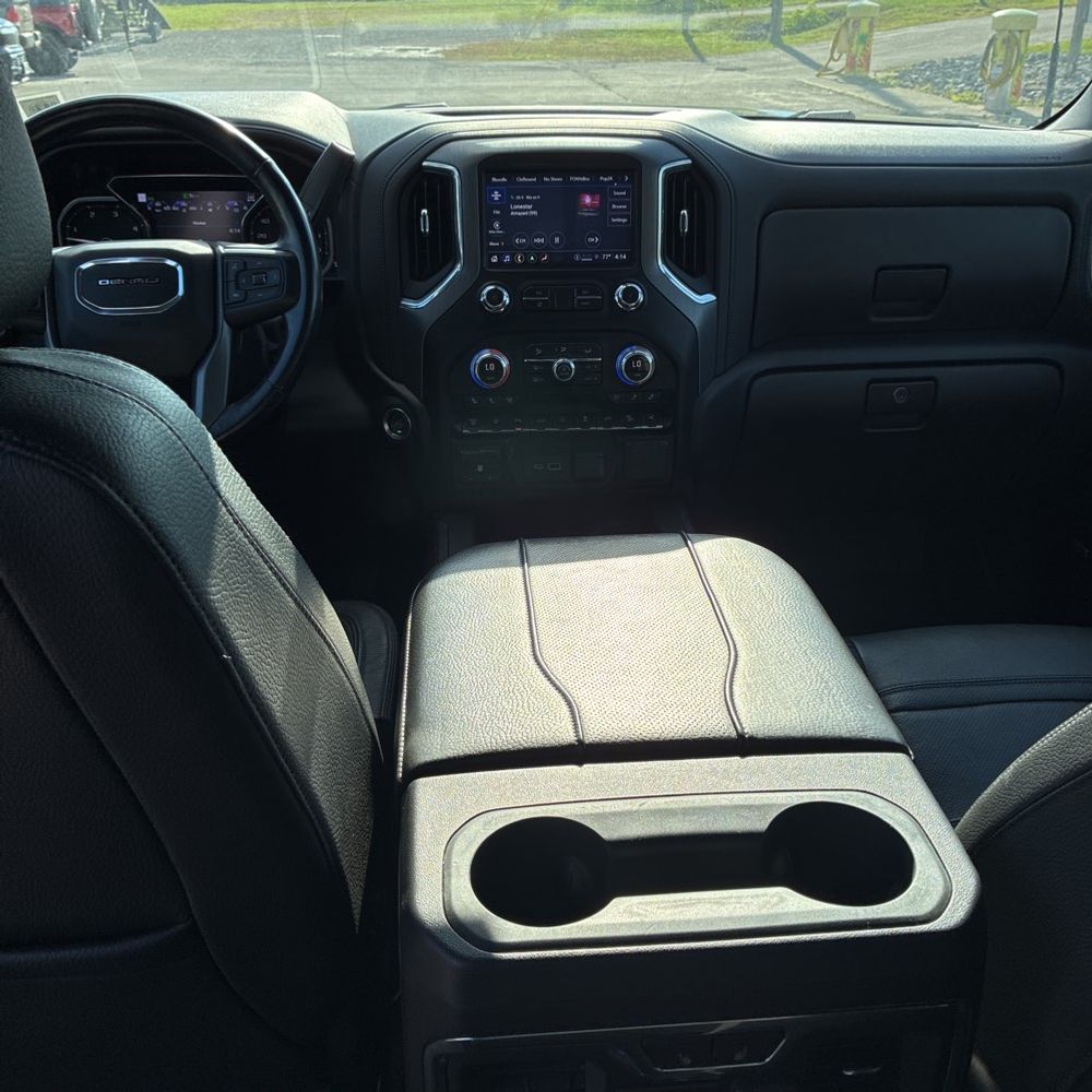 2023 GMC Sierra 2500HD Denali