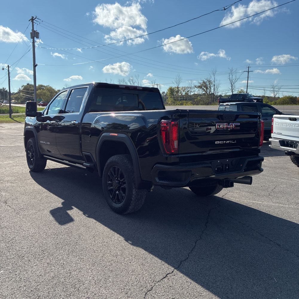 2023 GMC Sierra 2500HD Denali
