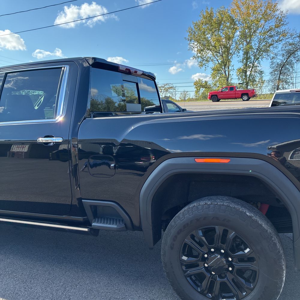 2023 GMC Sierra 2500HD Denali