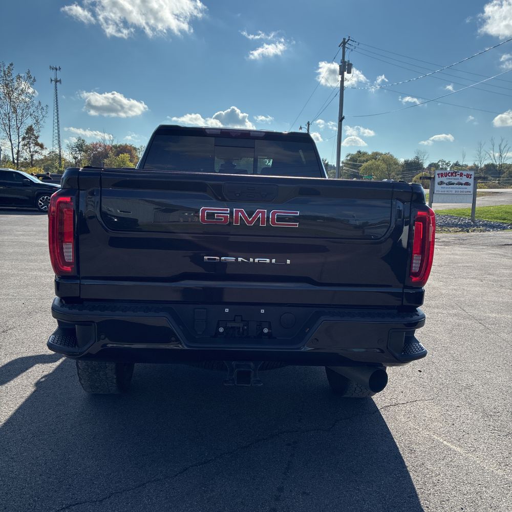 2023 GMC Sierra 2500HD Denali