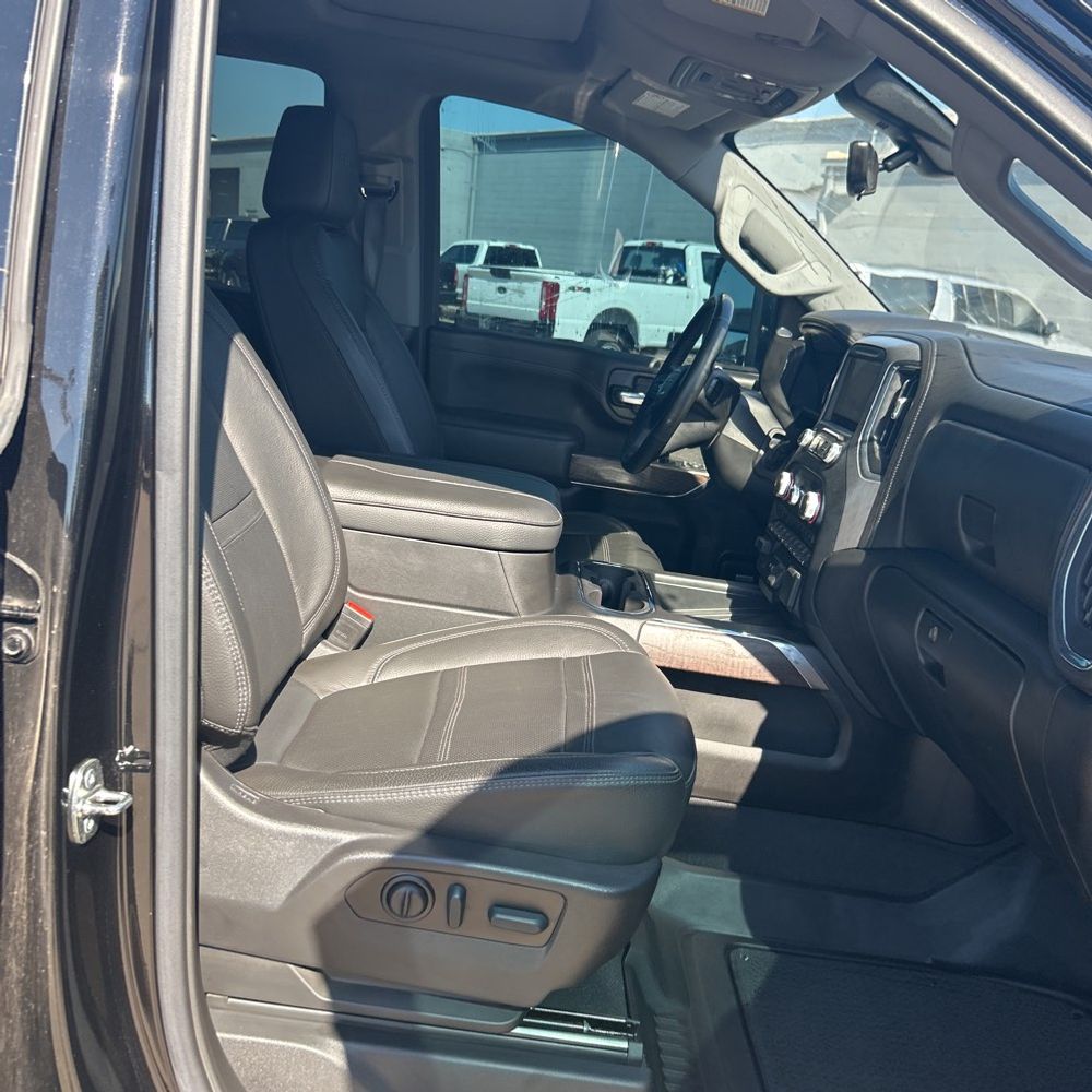 2023 GMC Sierra 2500HD Denali