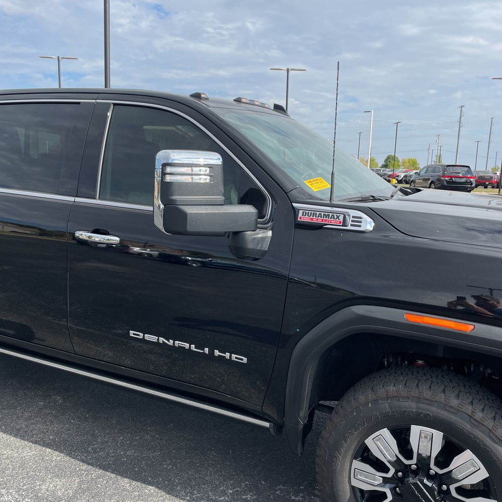 2024 GMC Sierra 2500HD Denali