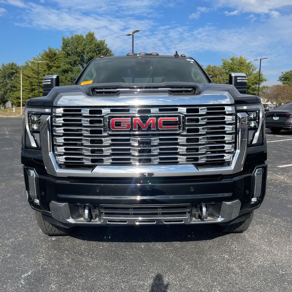 2024 GMC Sierra 2500HD Denali
