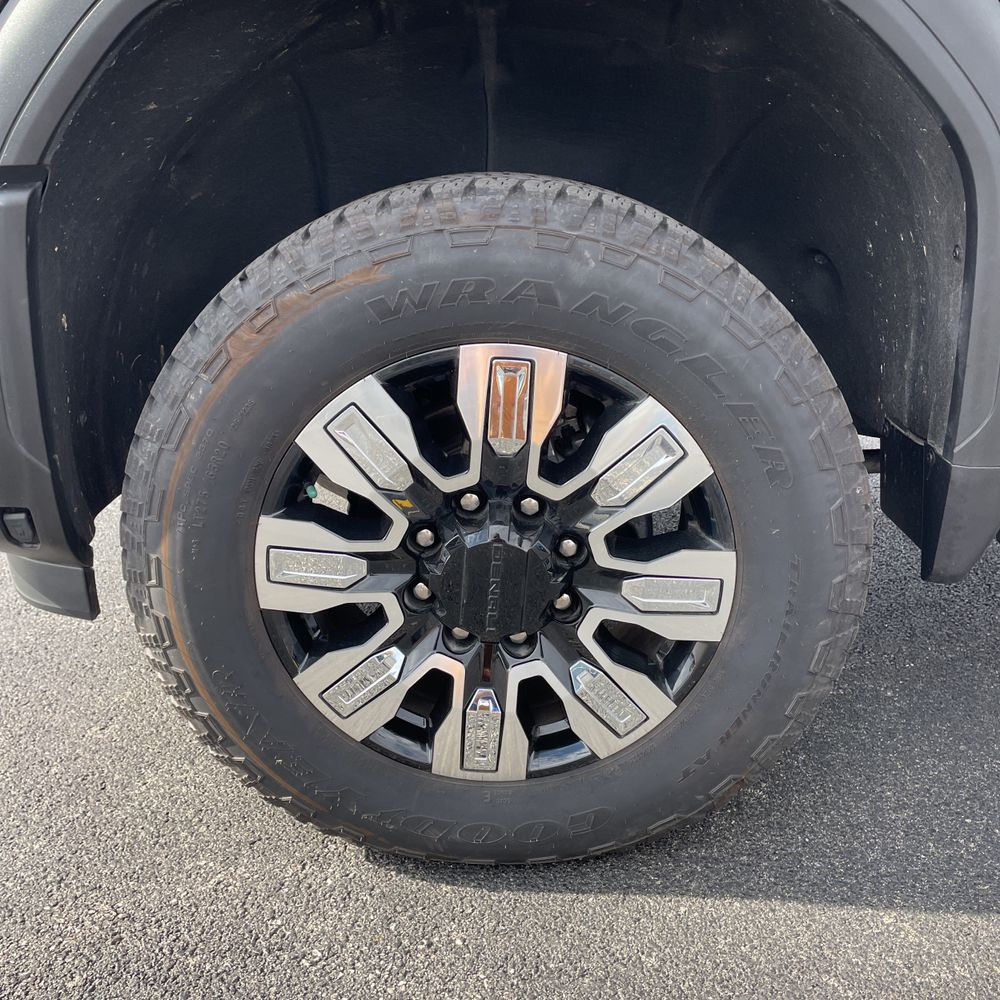 2024 GMC Sierra 2500HD Denali