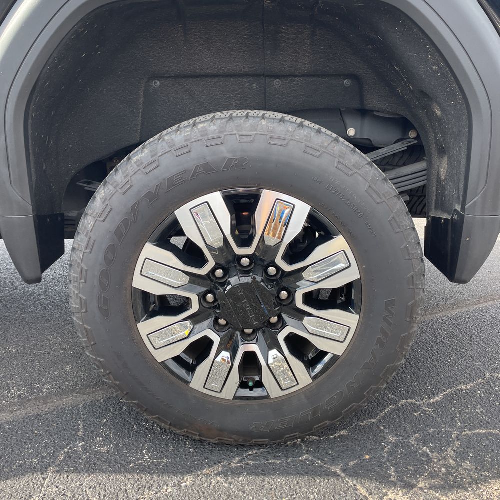 2024 GMC Sierra 2500HD Denali