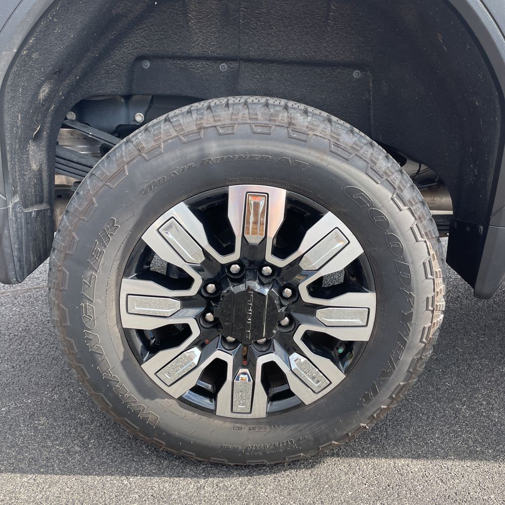 2024 GMC Sierra 2500HD Denali