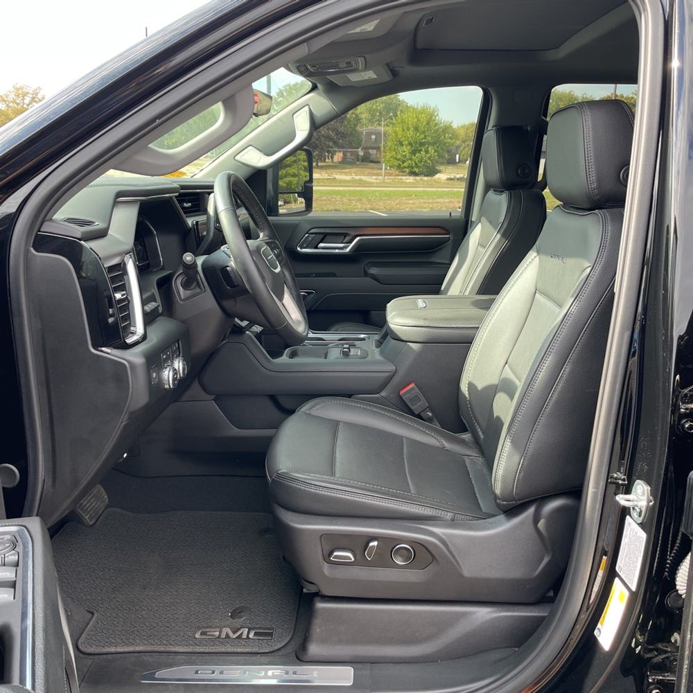 2024 GMC Sierra 2500HD Denali