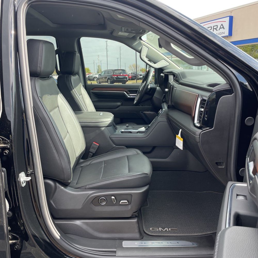 2024 GMC Sierra 2500HD Denali