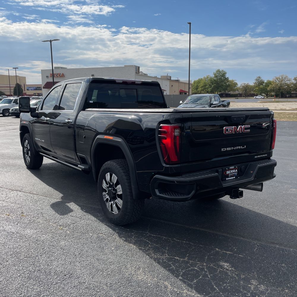 2024 GMC Sierra 2500HD Denali