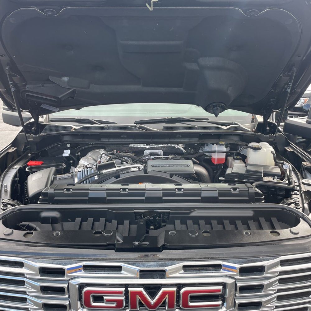 2024 GMC Sierra 2500HD Denali