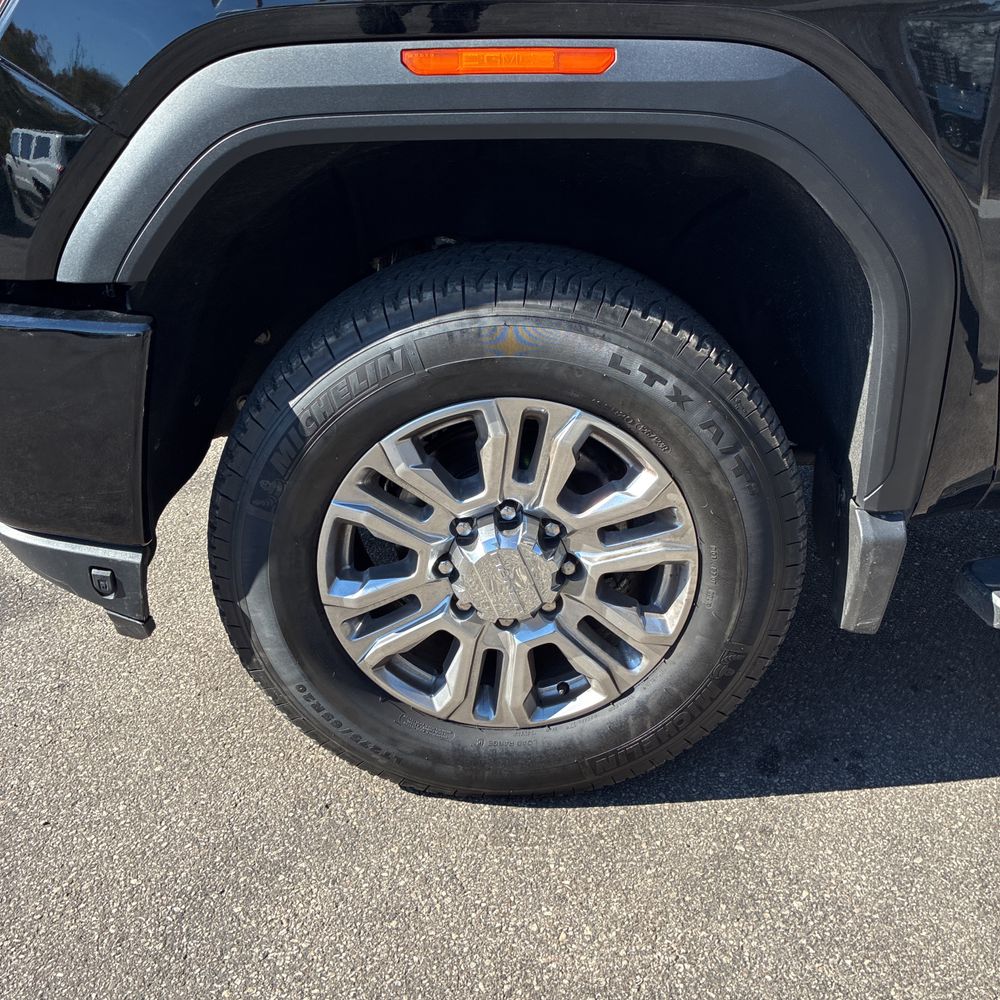 2023 GMC Sierra 2500 Denali