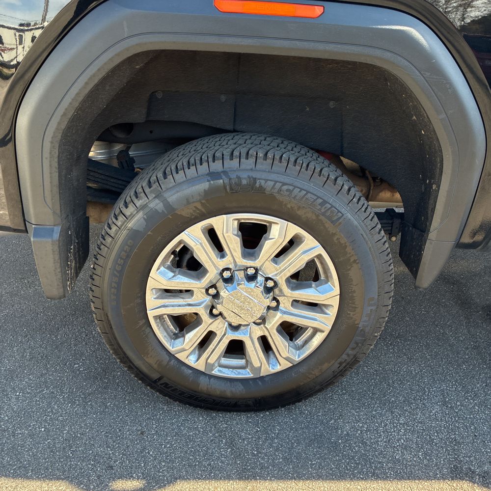 2023 GMC Sierra 2500 Denali