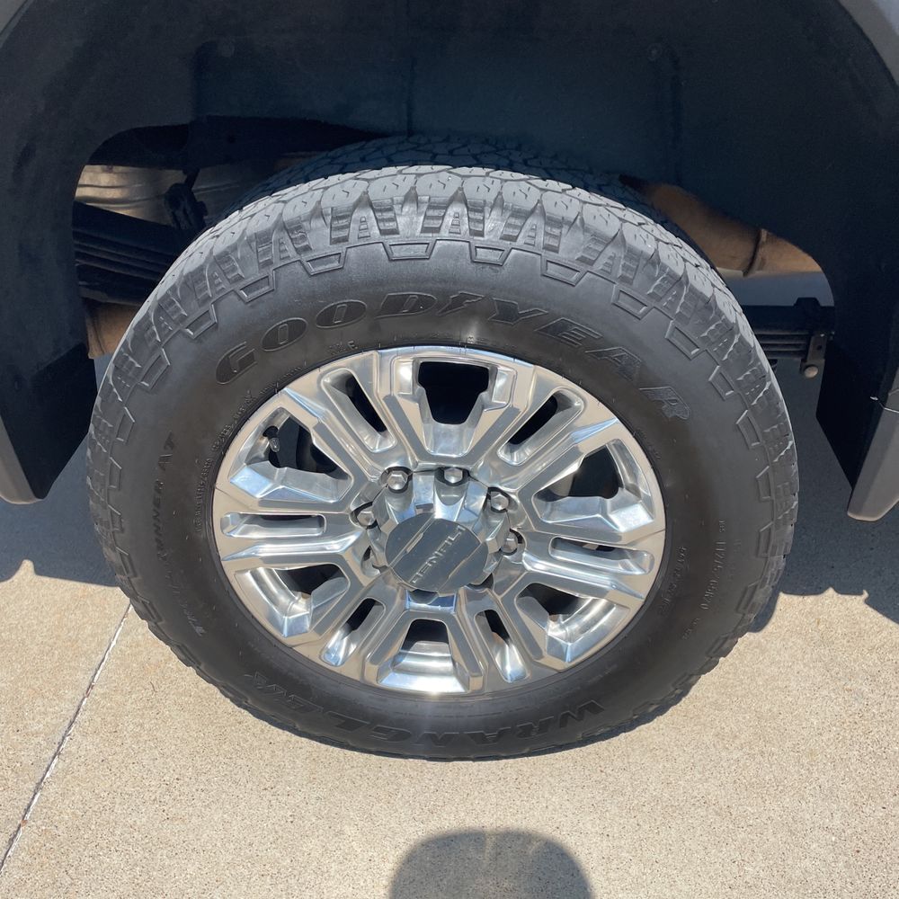 2023 GMC Sierra 2500HD Denali