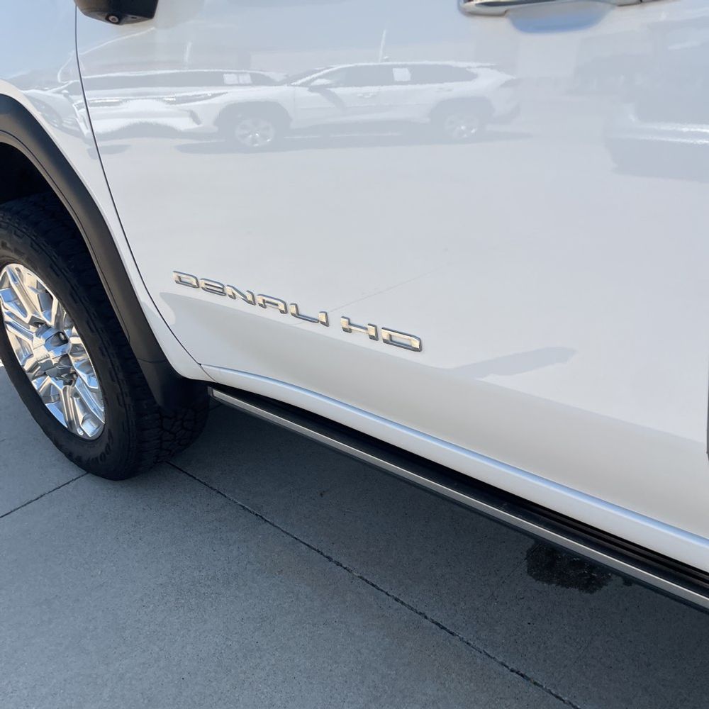 2023 GMC Sierra 2500HD Denali