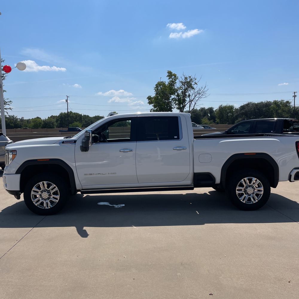2023 GMC Sierra 2500HD Denali