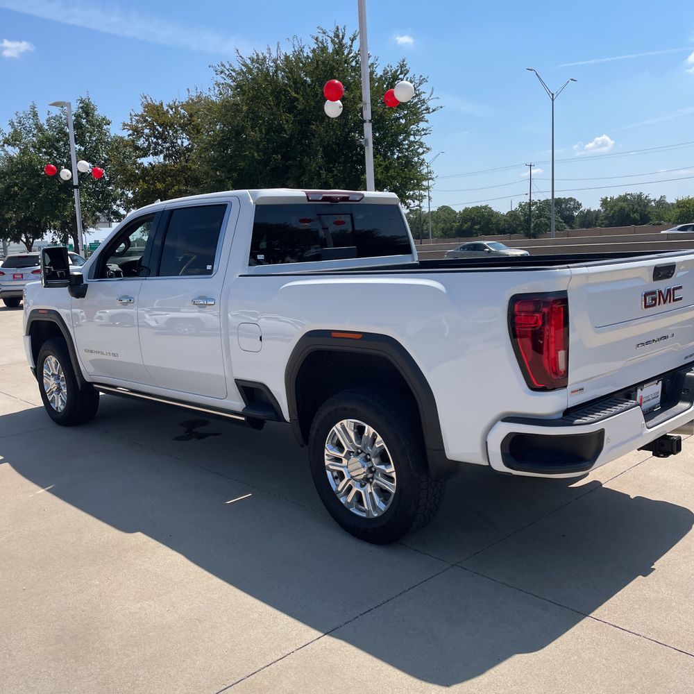 2023 GMC Sierra 2500HD Denali