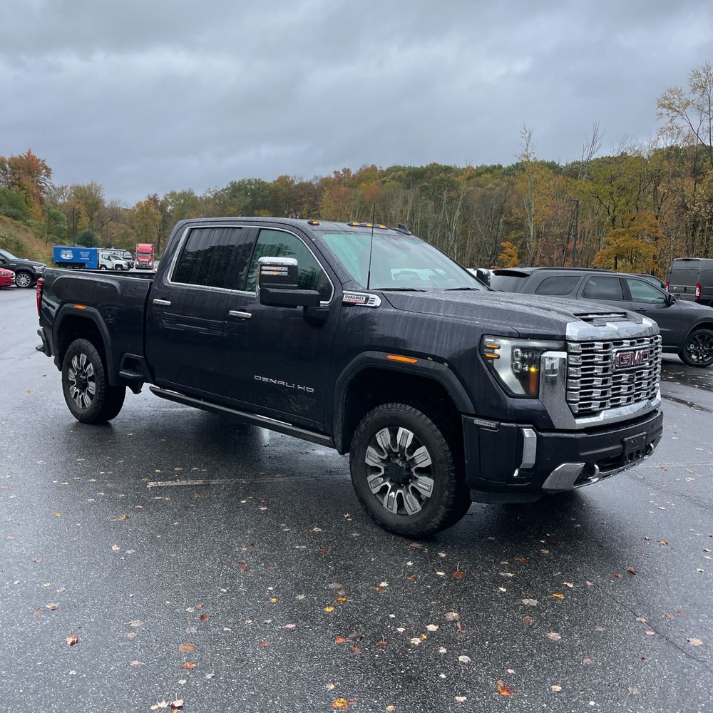 2024 GMC Sierra 2500HD Denali