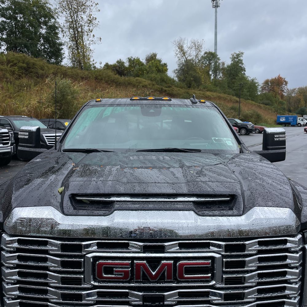 2024 GMC Sierra 2500HD Denali
