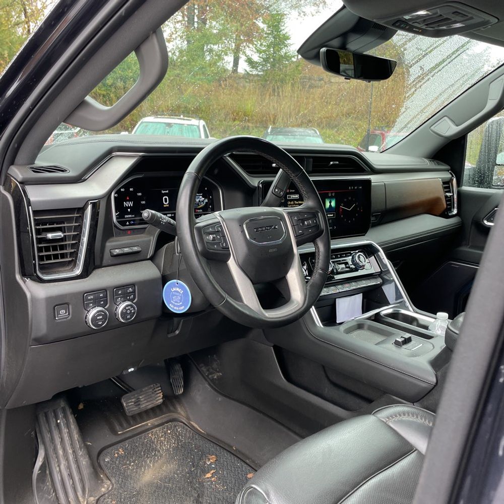 2024 GMC Sierra 2500HD Denali