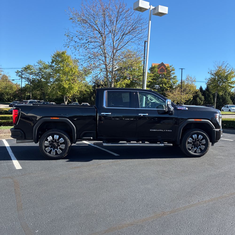 2024 GMC Sierra 2500HD Denali