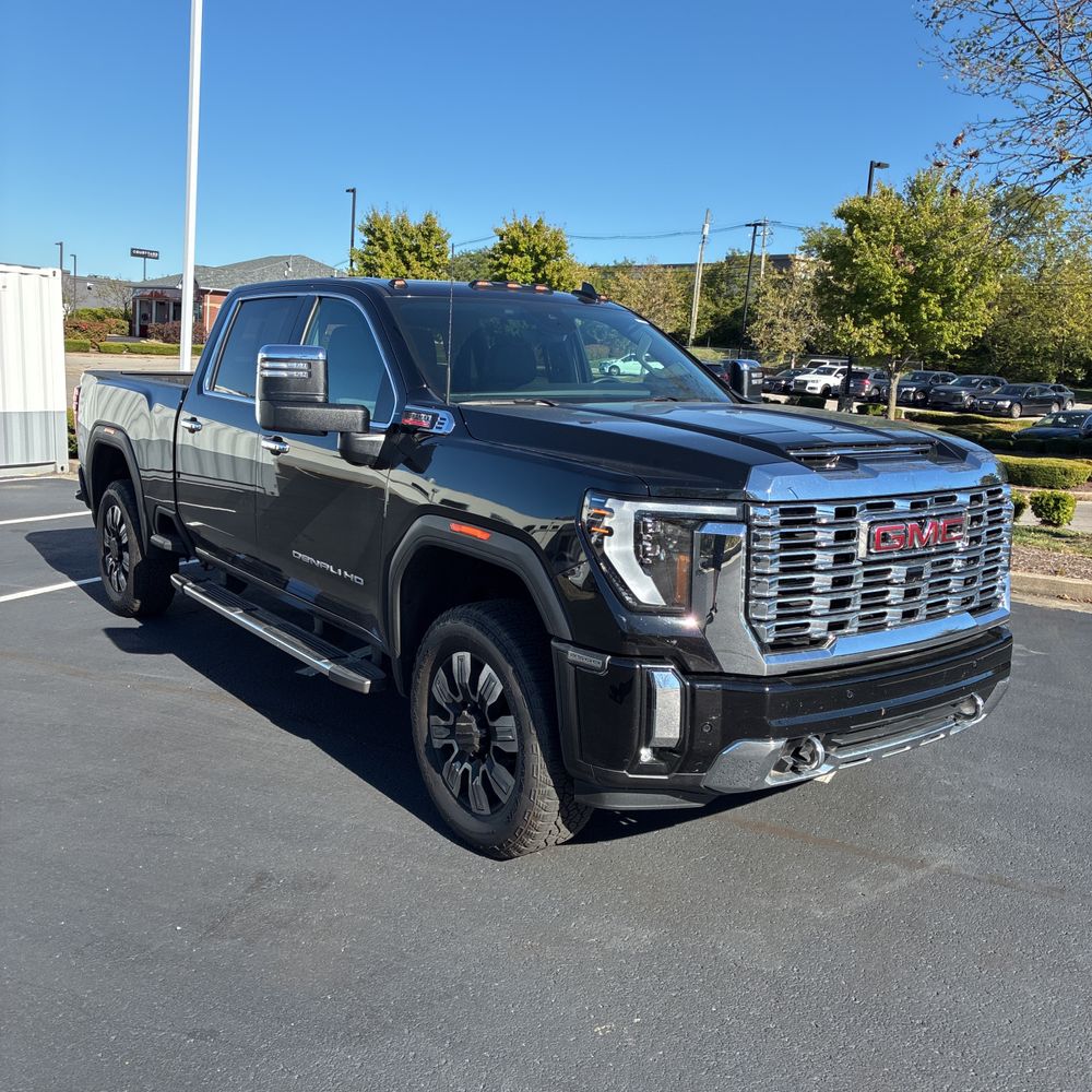 2024 GMC Sierra 2500HD Denali
