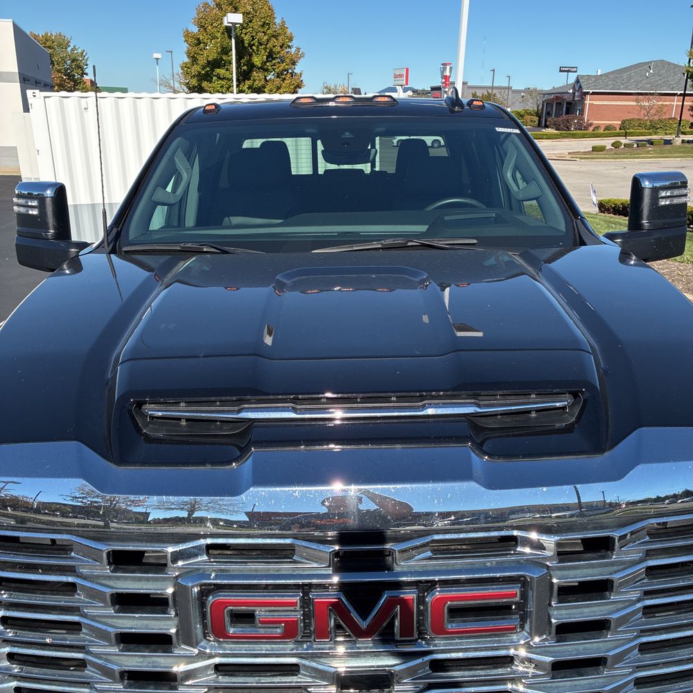 2024 GMC Sierra 2500HD Denali