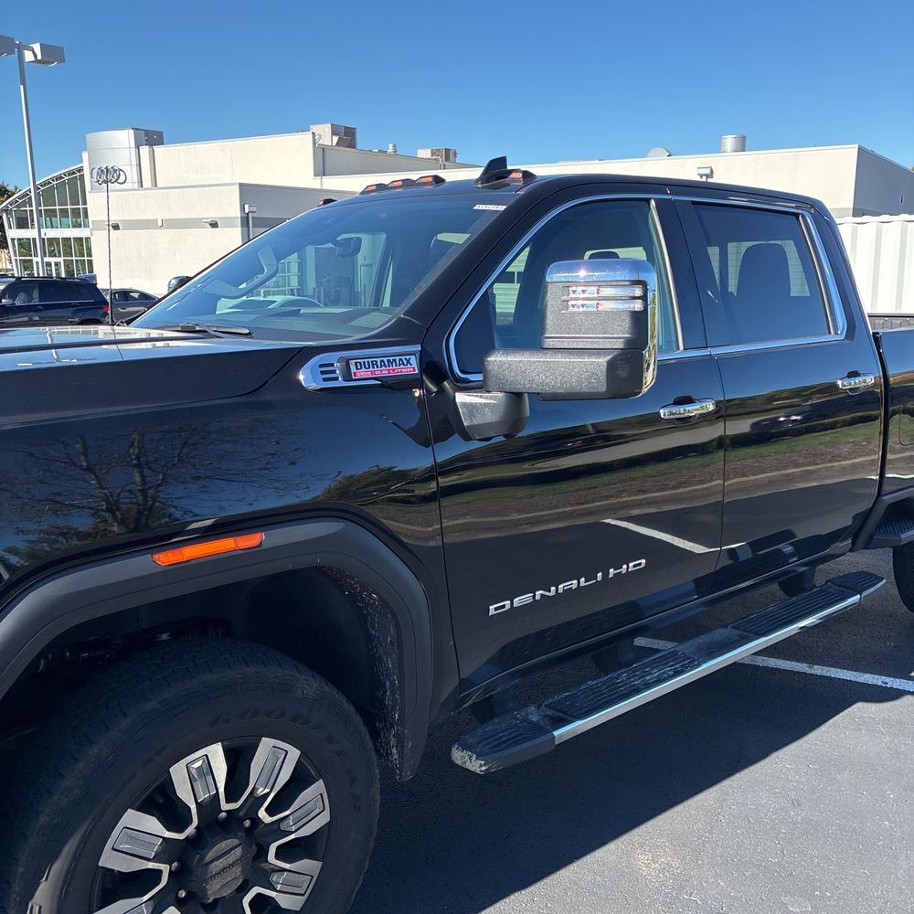 2024 GMC Sierra 2500HD Denali
