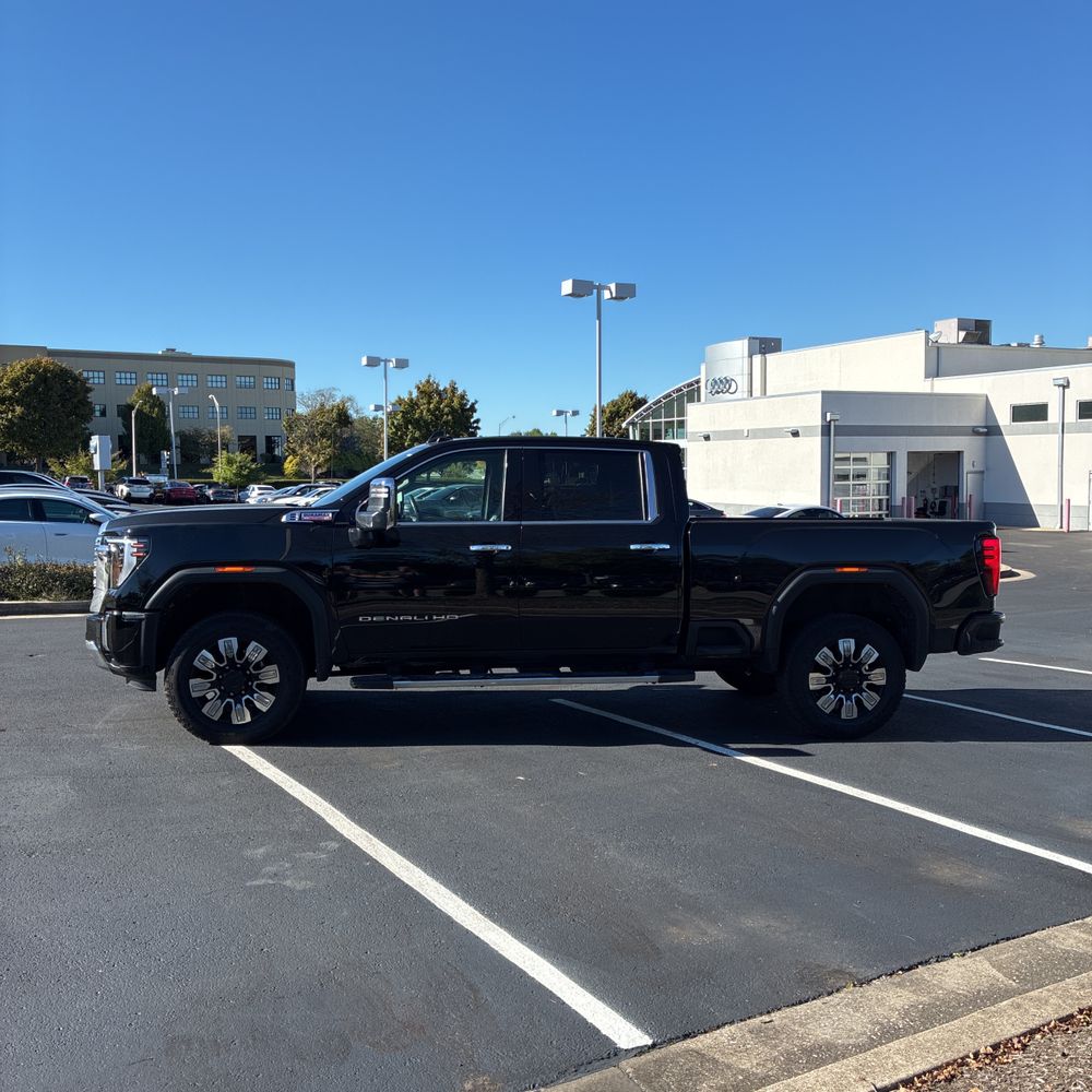 2024 GMC Sierra 2500HD Denali