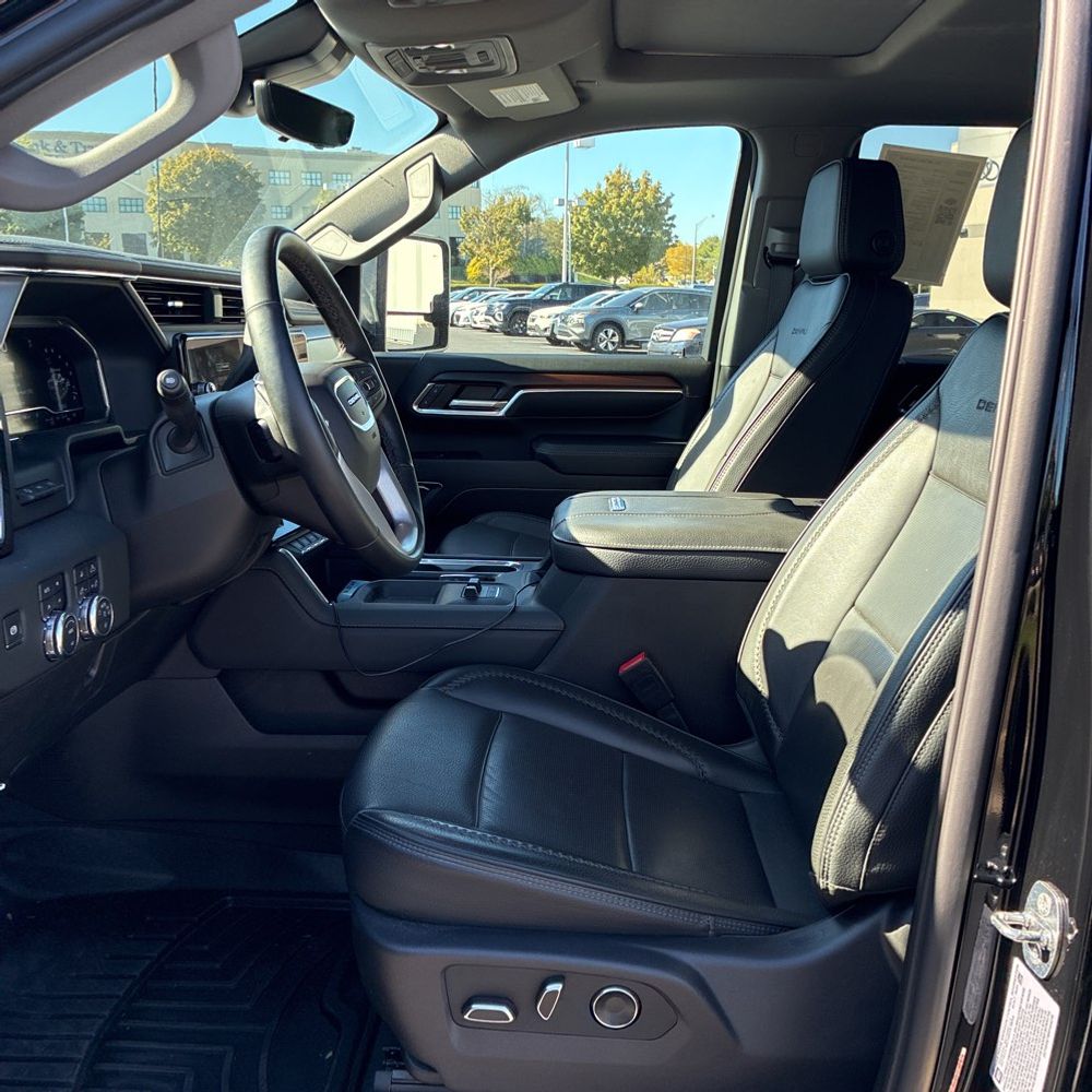 2024 GMC Sierra 2500HD Denali