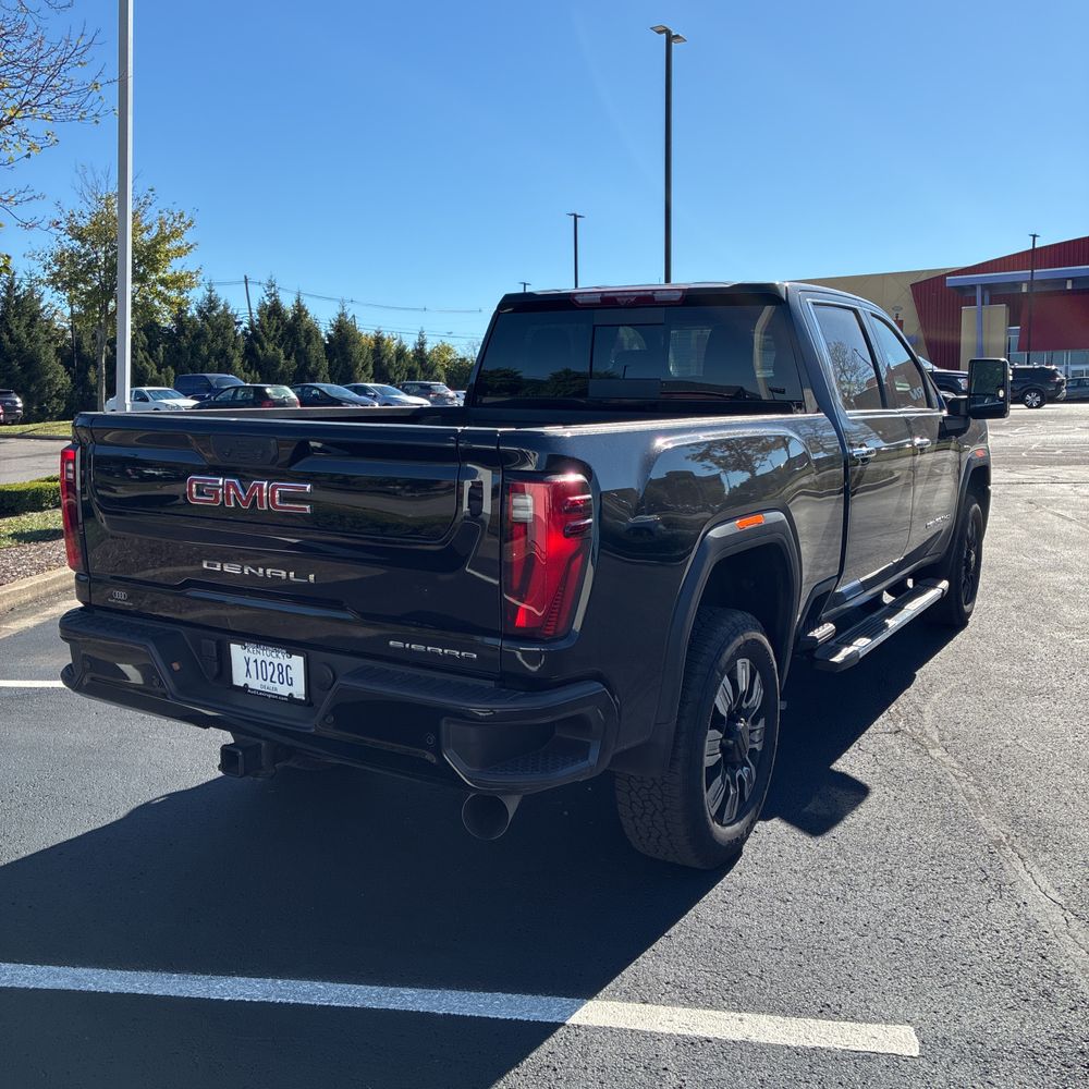 2024 GMC Sierra 2500HD Denali
