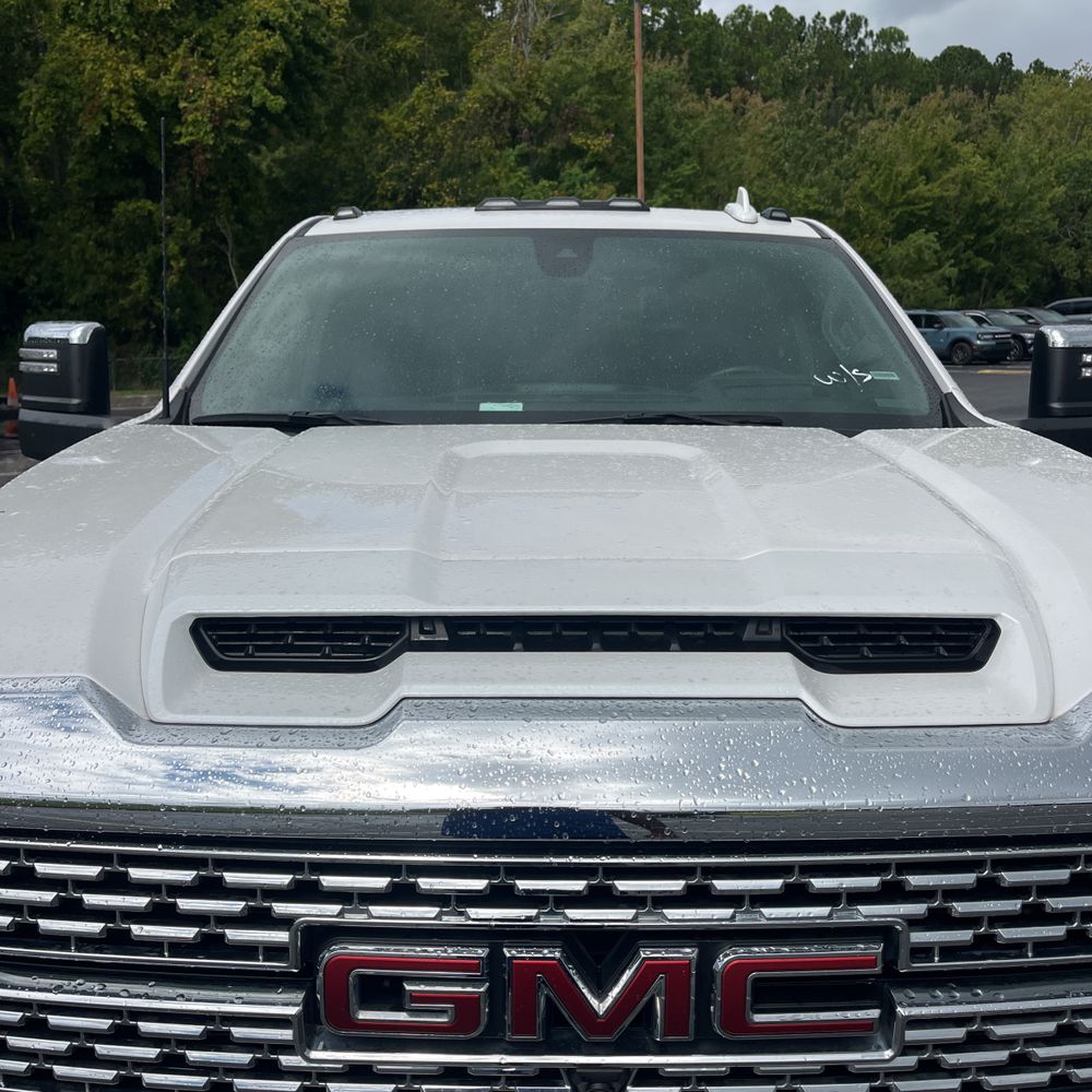 2023 GMC Sierra 2500HD Denali