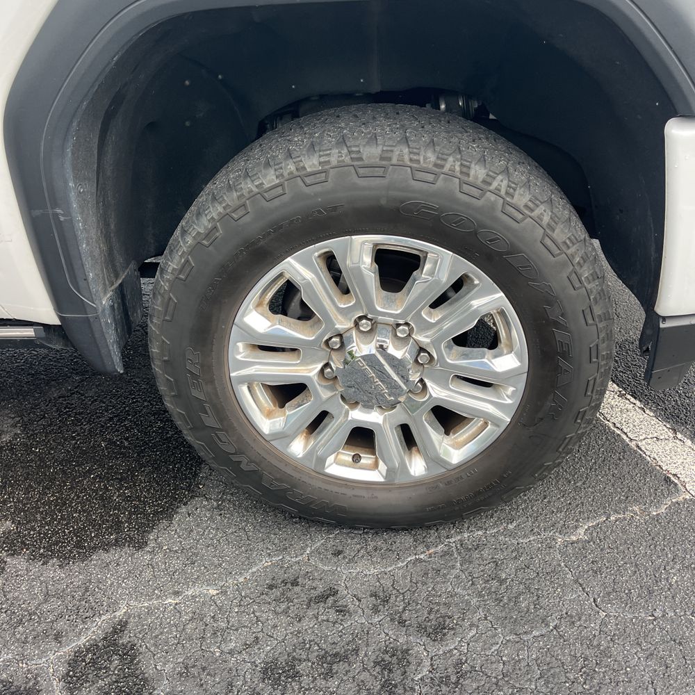 2023 GMC Sierra 2500HD Denali